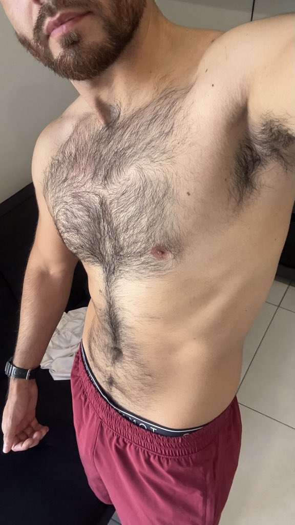 blasfit_'s tweet photo. Domingo de  💦 https://t.co/pJrcyoBR0z