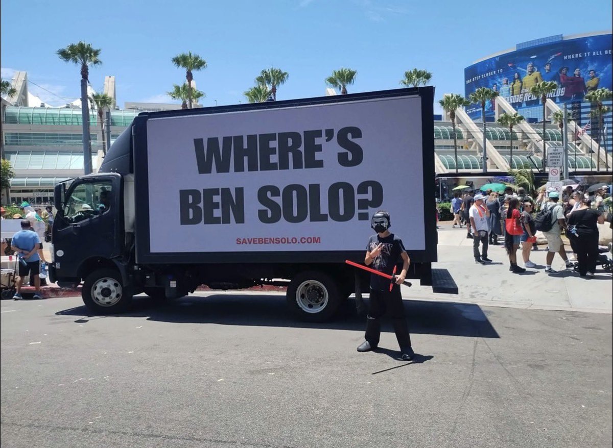 TheHuntForBen's tweet photo. THFBS took to the streets again for San Diego Comic Con @Comic_Con! We won’t stop til Ben Solo returns! #SanDiegoComicCon #SDCC #TheHuntForBenSolo #SaveBenSolo #StarWars https://t.co/5EZ3VQPbTM