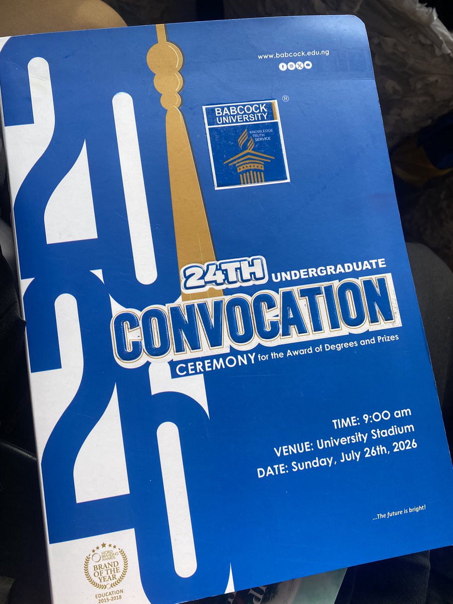 iamnotshifu's tweet photo. Omo na so we see am sha. 😂

Five years.
One suspension.
One degree.

https://t.co/eKAVgXmNWN. ✅
GMCPN ✅

Happy Graduation to me 👨‍🎓 https://t.co/cfPZ7yOVqi