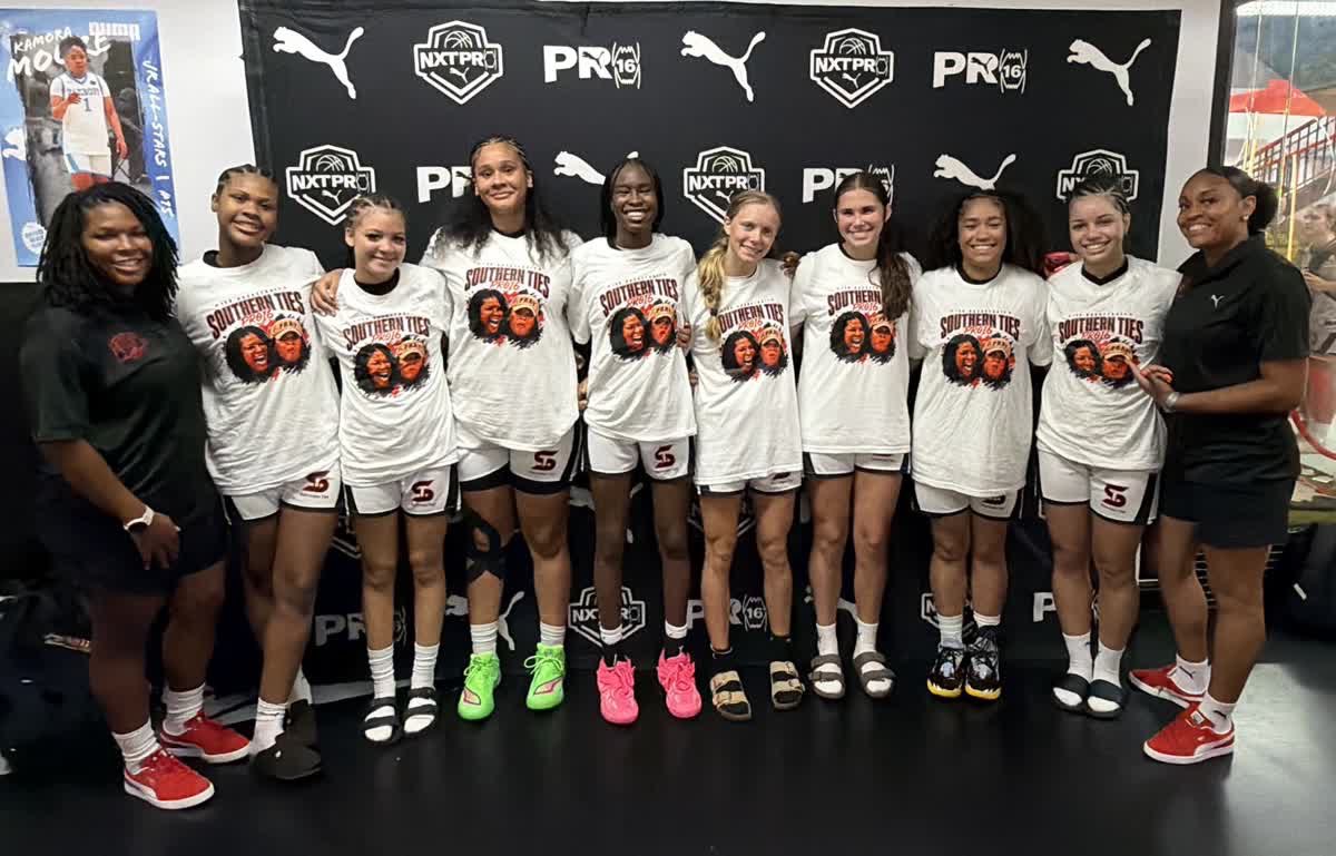 Layla_Shomo15's tweet photo. Ran out of gas in the Final Four. Went 4–1. Grateful for an incredible season with @SouthernTies PRO16 15U.

A huge thank you to Coach @haylay21, Coach Rachel, and @okmagiccoach & Director @kellenmccoy33 for believing in me and giving me the opportunity to grow my game. Thank you to all my Tulsa teammates for a great summer. Wishing everyone the best as we head into our sophomore year and good luck to Kass as she starts her freshman year! ❤️🖤🏀