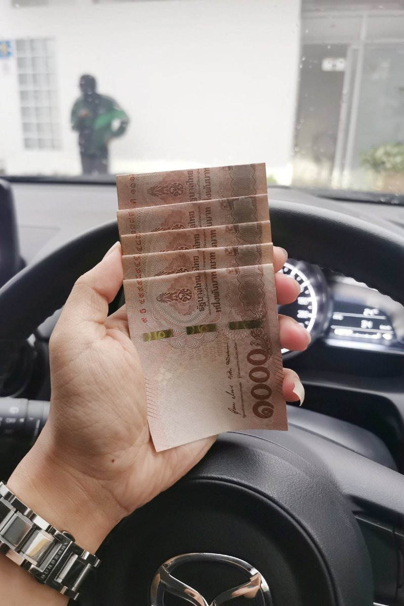 rfnxr1's tweet photo. ทักมาคุยกันได้นะค้าบ
#ชอบเปย์💸💸  #เรื่องเงินทักมาคุยกันได้. คุยถูกใจพร้อมโอน https://t.co/MfEKmk7110