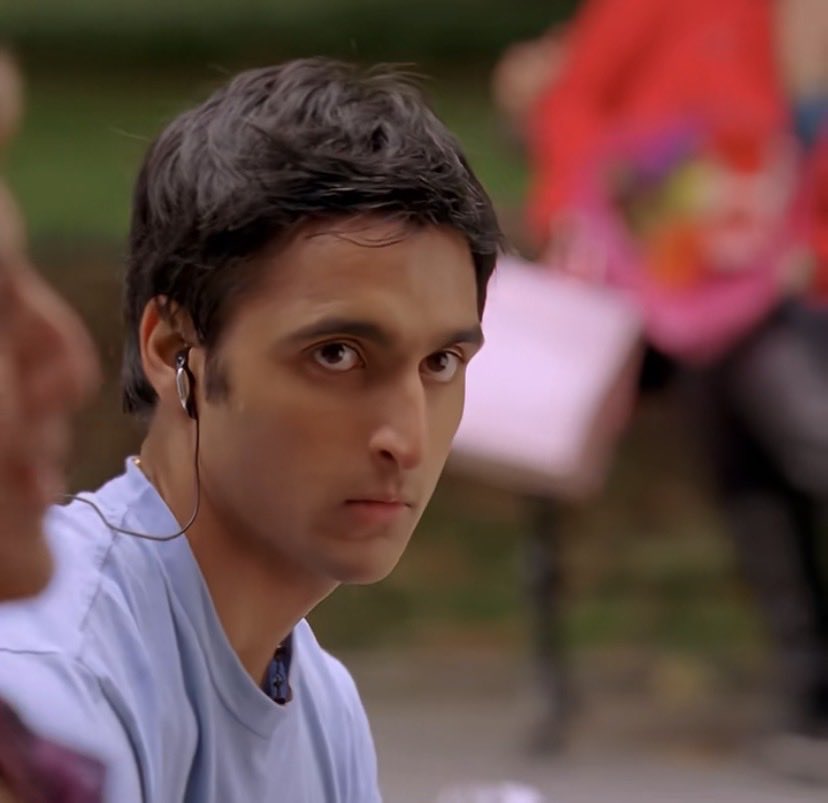 auvelax's tweet photo. NO THE FUCK HE DOESN’T??? RAHUL RAI??? Just straight bullshit on tiktok omfg 😭😭 https://t.co/Owvn1J7fYQ