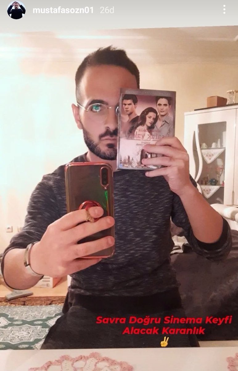 666waysilu's tweet photo. eylül ayında ilk kuru yaprak düşer düşmez biz maalesef https://t.co/EiIqxnLFyp