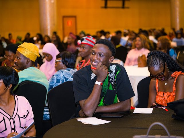 TDataImmersed's tweet photo. That smile means everything to us.
#tditechsummit2.0 https://t.co/FoUVsH9l2P