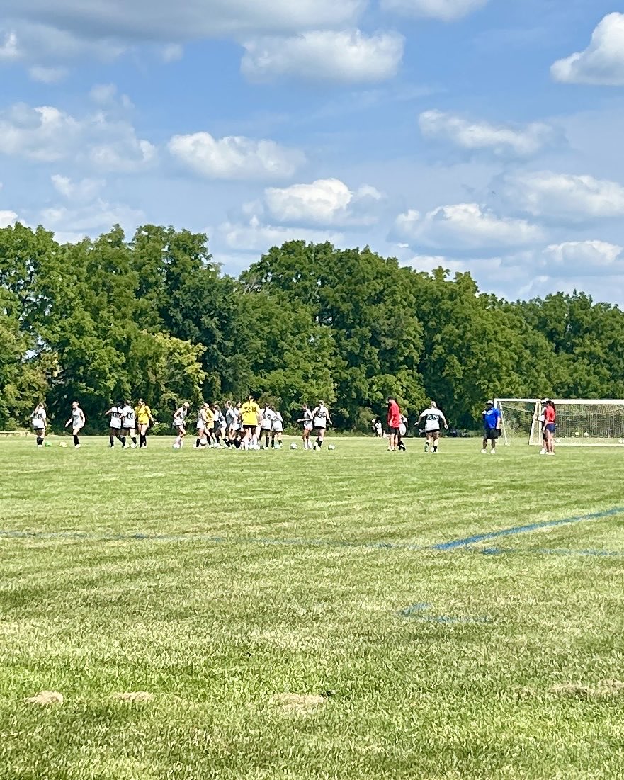 HaleahJohnson09's tweet photo. Had a great weekend of soccer trying out for the 26/27 Michigan ODP team…selected to the ODP winter training pool. Special thanks to all the coaches that make this possible!!!
#michiganODP
@Kellogg_Soccer @DetroitWSOC @wearesoccer_mi @ImYouthSoccer https://t.co/rxo8zkOj26