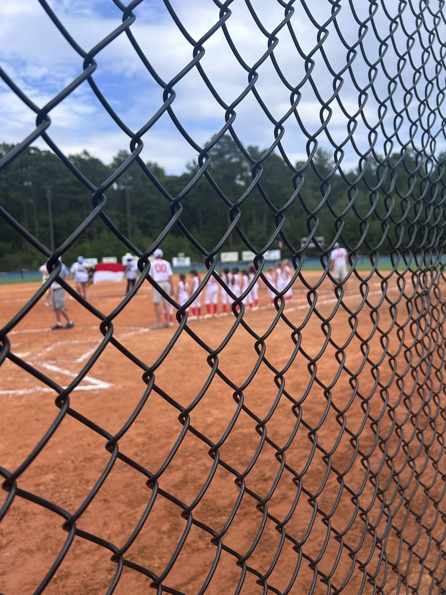 BenMcAliley's tweet photo. Team Alabama opens up a can and eliminates North Carolina 21-0. #surviveandadvance #eufaula6u #AveryD https://t.co/yLohbkOVFh