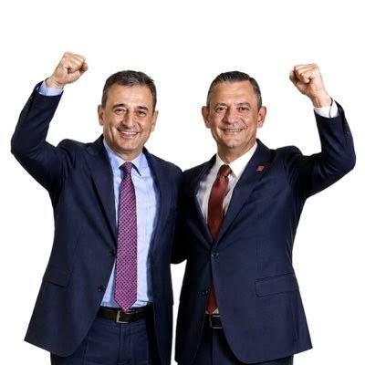 zekibahce's tweet photo. BURHANETTİN BULUT 1 MİLYON DOLAR ALDIN MI?

🗣️CHP İstanbul İl Başkanı Gürsel Tekin:

Sevgili Burhanettin Bulut,

Ülkede ahlaklılar, ahlaksızlar kadar cesur olmazsa ülke elden gider! 

Sizinle mücadele edeceğiz!

Cevap ver: Seyhan hak edişleri için, Celal Tekin eliyle 1 milyon dolar para aldın mı almadın mı? Fezleke Ankara’da maalesef.

Sen sadece laf sokarken biz soru soruyoruz. Her yeriniz açık, saklanacak yer yok.

Çık, açık konuş.

Çok tweet atarak bastıramazsın, hesap vermeyenden “yeni” olmaz.