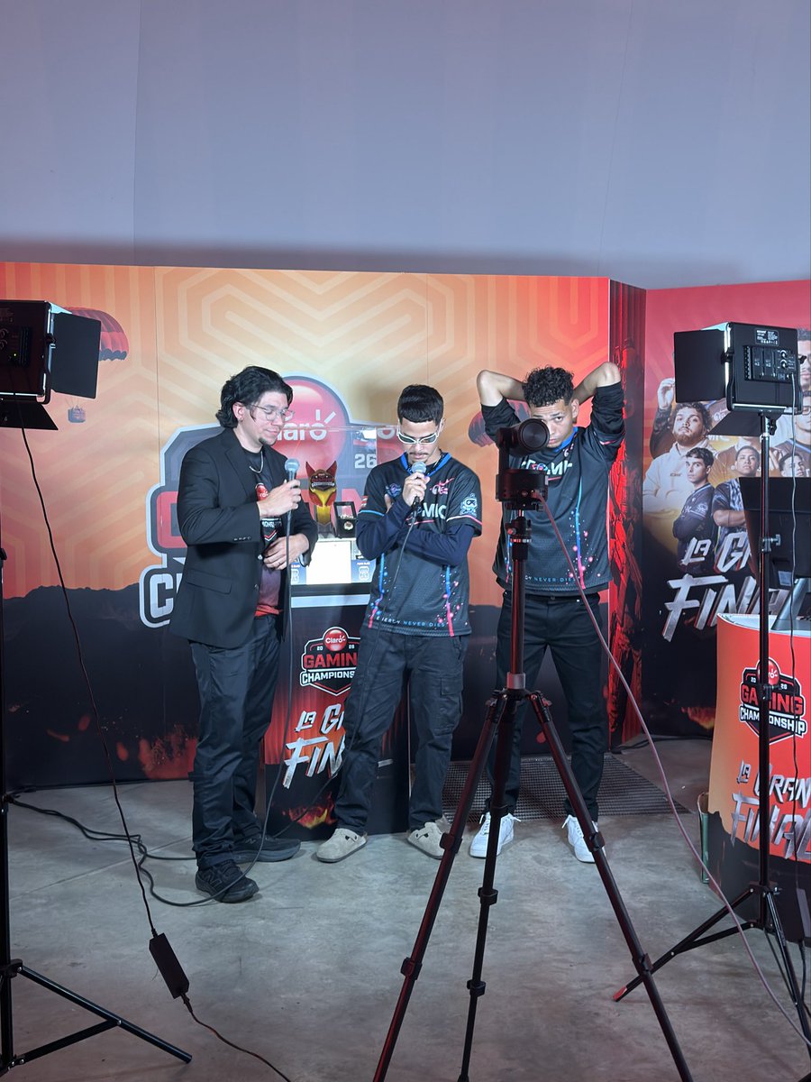 NorbertitoG3's tweet photo. 🏆 ¡Felicitaciones a nuestros jugadores de ATOMIC por su extraordinaria actuación en el Claro Gaming Championship! 🏆

Hoy celebramos con mucho orgullo el gran desempeño de nuestros representantes, quienes demostraron que el esfuerzo, la disciplina y el trabajo en equipo siempre dan frutos.

🥇 Primer lugar: @DClutchTTV y @Johansitooo_ , ¡campeones del torneo! Un logro impresionante que llena de orgullo a toda la familia ATOMIC.

🥈 Segundo lugar: @Gaboteriou y Alpha, gracias por su entrega y por pelear cada partida hasta el final. Su rendimiento fue digno de admirar.

🥉 Tercer lugar: @SOLOdimeMAGA y @isSoapTV , felicidades por alcanzar el podio y representar nuestra organización con pasión y determinación.

Queremos extender un agradecimiento muy especial a nuestro CEO, @AllStar_Juhn , por su liderazgo y compromiso con el crecimiento de ATOMIC. También reconocemos el excelente trabajo de @GlendyCreations, cuyo apoyo ha sido fundamental para nuestra organización. De igual forma, agradecemos a los administradores y organizadores del Claro Gaming Championship por brindar un evento de tan alto nivel para la comunidad competitiva.

Finalmente, gracias a cada persona que estuvo apoyando a nuestros jugadores durante toda la competencia. Su respaldo significa mucho para nosotros y demuestra que ATOMIC es más que una organización: somos una familia.

¡Felicidades a todos nuestros jugadores por este resultado histórico! Ocupamos el primer, segundo y tercer lugar del torneo, un logro que quedará marcado en la historia de ATOMIC. Que Dios continúe bendiciendo a cada uno de ustedes y que este sea solo el comienzo de muchos más éxitos. ⚛️💙🏆 @claroqueteayudo @HamboPR @SupelPR @zVerum_ @itsMuffyn @YoSoyUnGamerTW