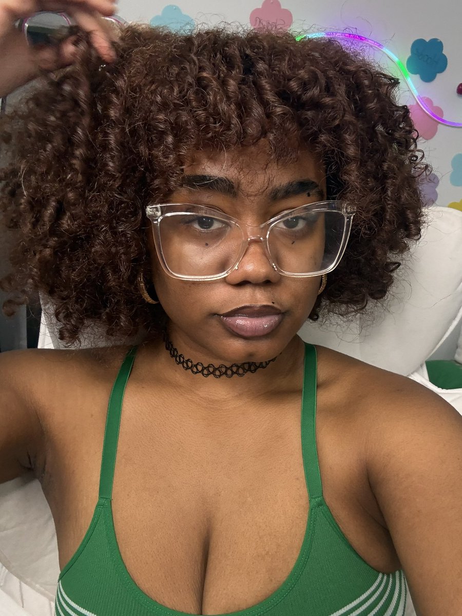 ThtGuhrlD | Twitch Streamer tweet media