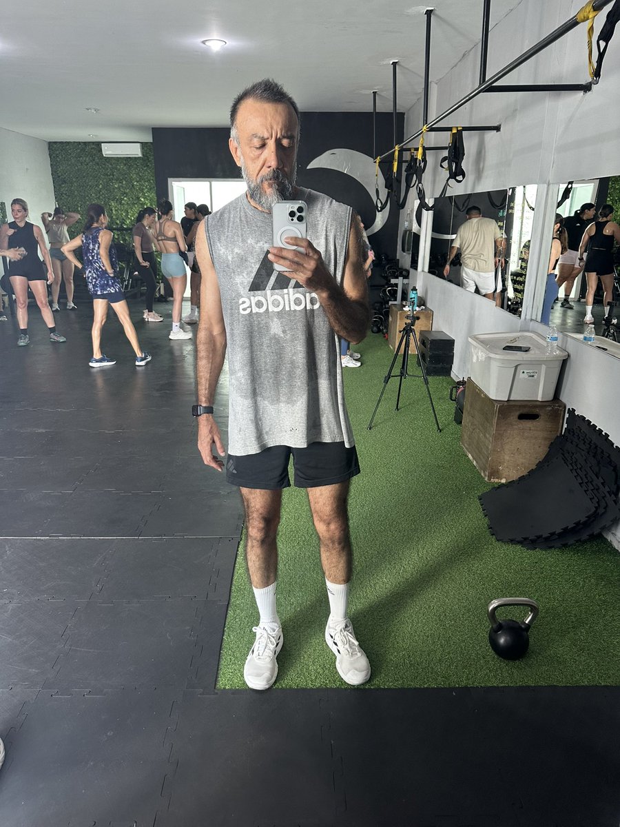 dfloresvla's tweet photo. Se sudó 🥵 https://t.co/t5QGJZhmdr