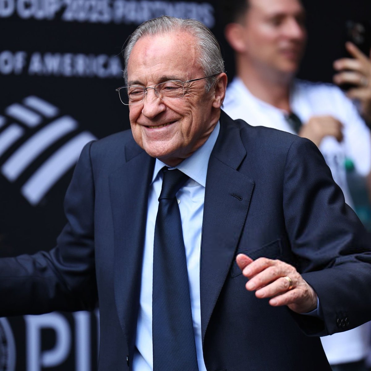 lnstantFoot's tweet photo. Le Real Madrid a tout pris. Froidement. https://t.co/rVM1pOxGnA