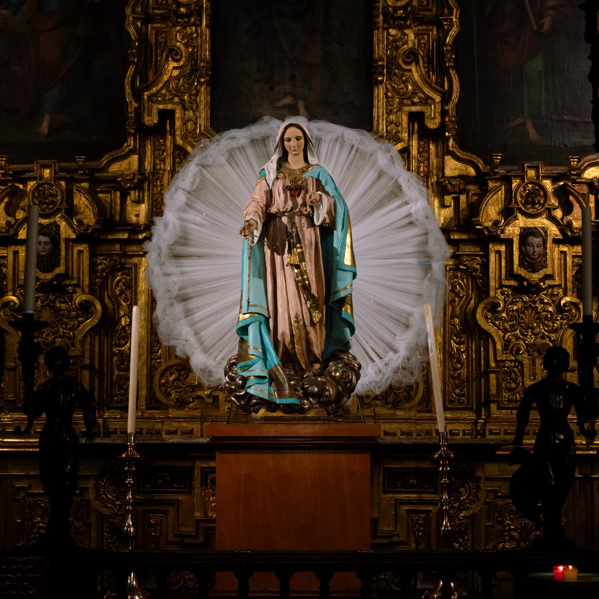 JoseLaines44's tweet photo. Arte, historia y devoción en la Catedral Metropolitana de la Ciudad de México. 📷 https://t.co/vmwR5nG0zS