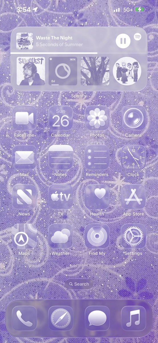 mukevicious's tweet photo. lockscreen
homescreen
pinterest
last song https://t.co/WKSM94Nwmf