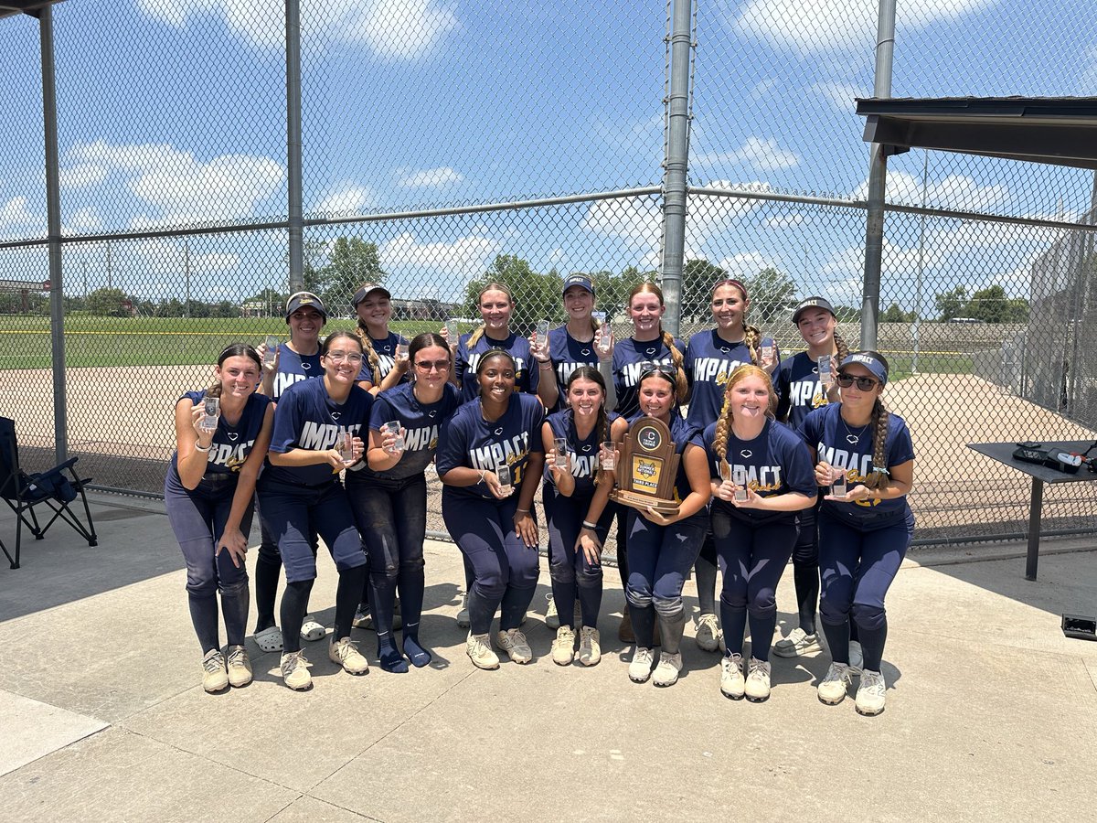 heidiwhite2028's tweet photo. Finished 3rd in the TCS Midwest Summer Nationals in KC!
Stats for the week
💥AVG: .550
🥎OBP: .654
💥SLG: 1.100
💣HR: 3
Down below are my best offensive highlights and my best pitching highlights! @Coach_McNutt @JessicaRenaae @sfa_softball @MeanGreenSB @McLennan_SB @ACU_Softball https://t.co/V3BLTF0VK2