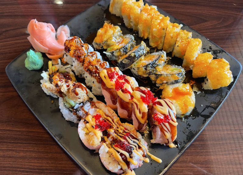 Nevermoorexo's tweet photo. Late lunch. Piggys choice Tacos or Sushi? 

#findom #princess #piggy https://t.co/f8jNENEDCk