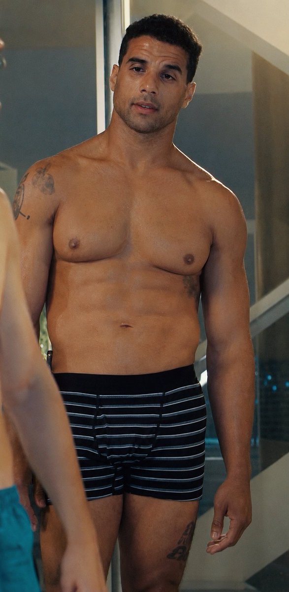 FitFamousMales's tweet photo. Mason Gooding 🔥🔥 https://t.co/8odoysD0Lm
