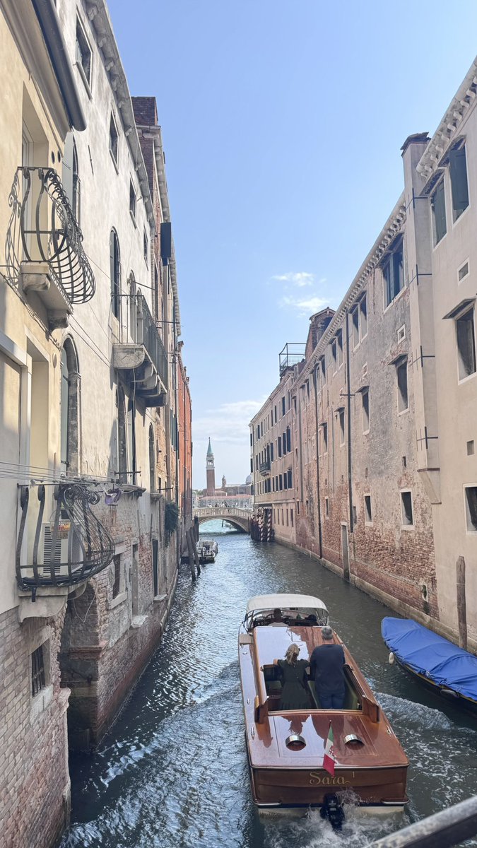 Miracakmann's tweet photo. Venice, İtaly 🇮🇹 https://t.co/C0RVWMw9pS