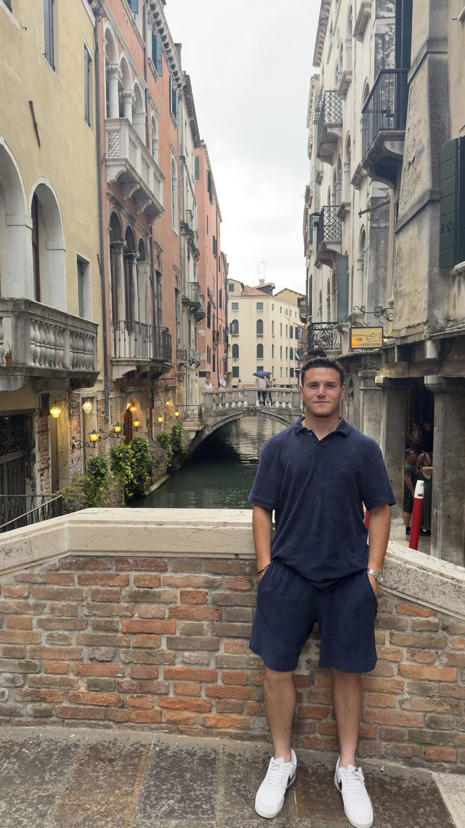 Miracakmann's tweet photo. Venice, İtaly 🇮🇹 https://t.co/C0RVWMw9pS