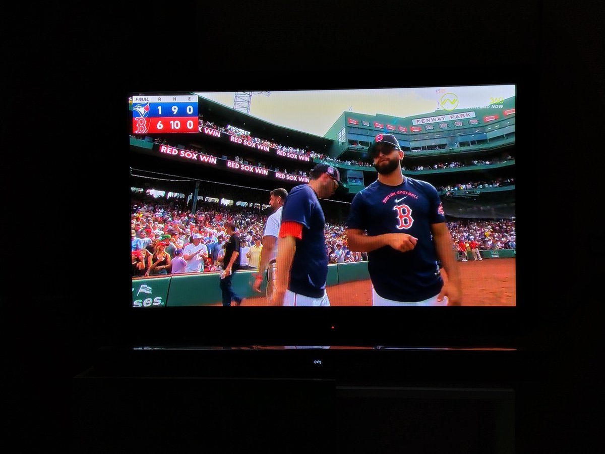 bidkarmty's tweet photo. 🅱️oston Strong 💪🏼😎
Let's go #RedSox 
#DirtyWater 
#MediasRojas https://t.co/BgubUjeBfD