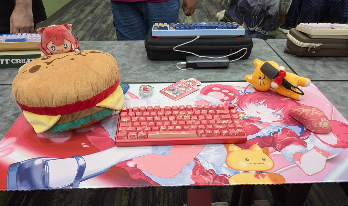 OffKaiExpo's tweet photo. Thocc enjoyers, this is for you!

The Keyboard Meetup at #OffKaiGen5 is starting now in Room 211! Stop by to see cool keebs! https://t.co/sQsYYBkP7O
