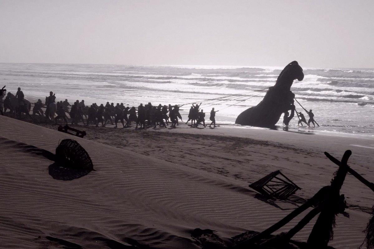 miho_emon's tweet photo. Christopher Nolan's 'The Odyssey' just crossed $639.6 million worldwide at the box office. That's huge! https://t.co/MNMIuyTggB