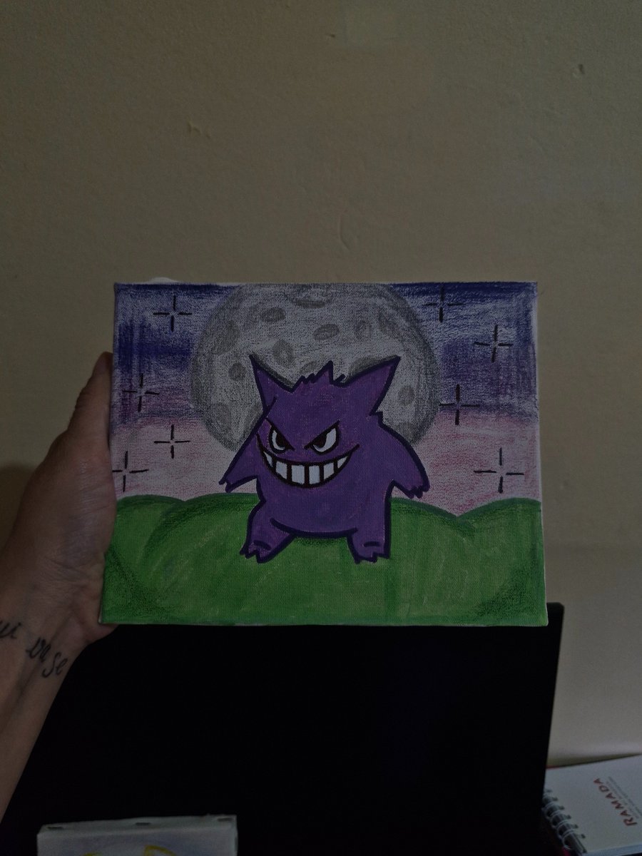 nickpetrichor's tweet photo. capturando pokémons num domingo a tarde https://t.co/x3ZsD6cpzl