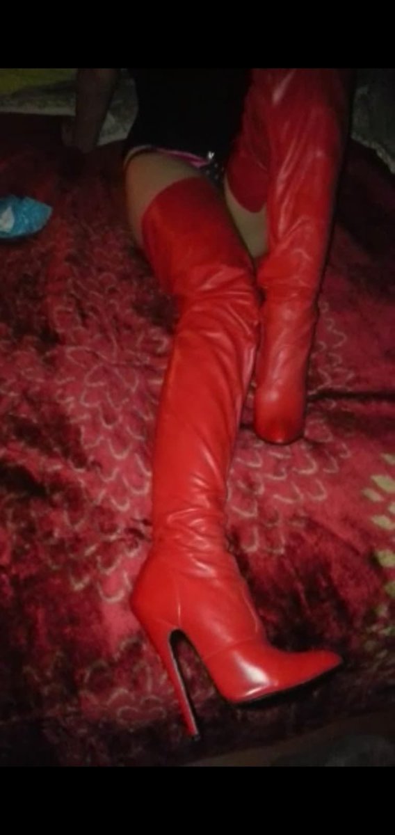 rubberdollmegan's tweet photo. #femalemask #femask #rubberdoll #latexdoll #highboots #leatherboots #sexdoll #sexydoll #livingdoll https://t.co/FY2sr8VHTl