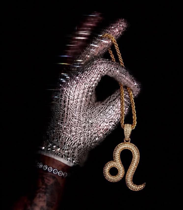 Baddistjawn05's tweet photo. #leonation #leogang #king #leoking #staymad #badjawn #leoseason 👑 https://t.co/Cwz3KY39Nq