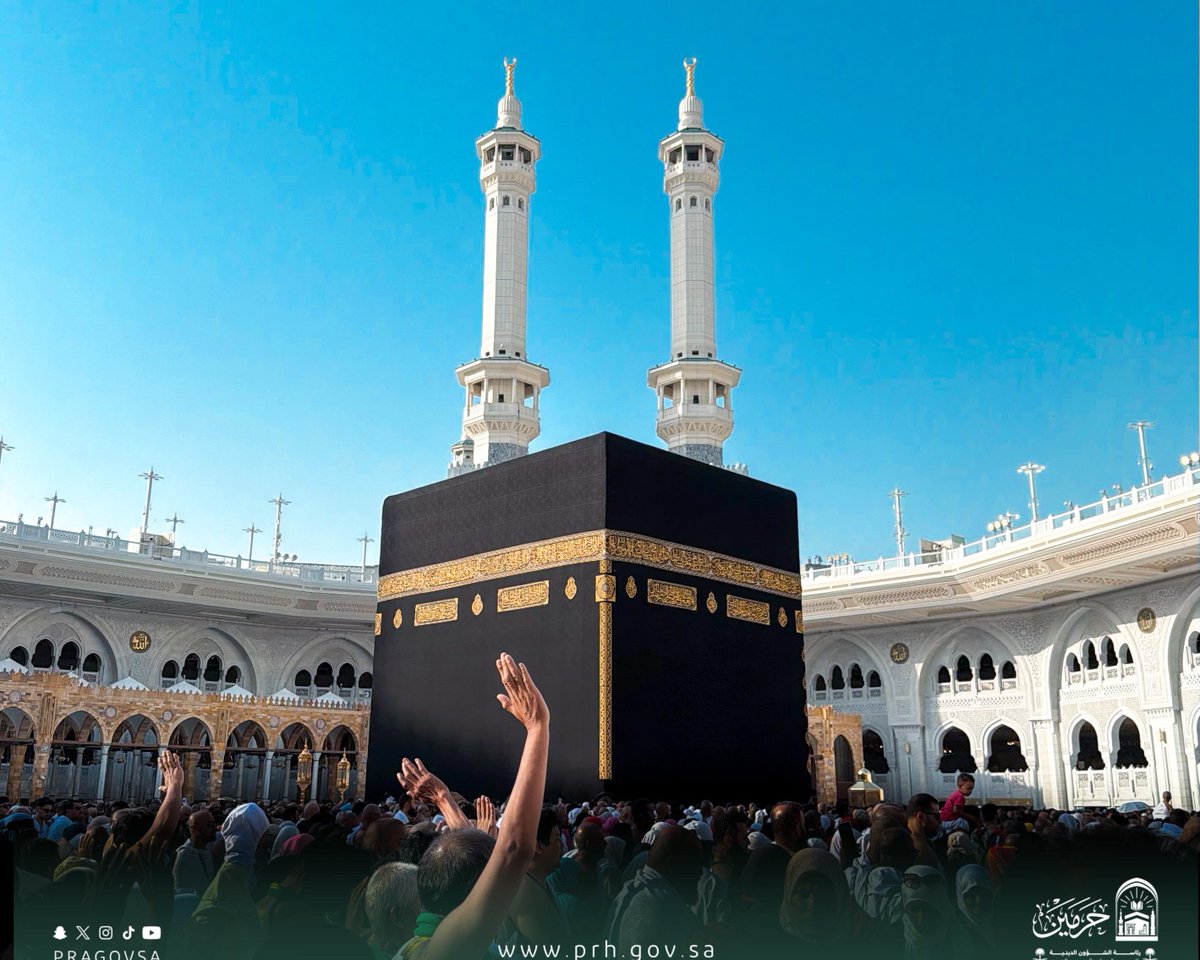 PRAGOVSA's tweet photo. "تُقدِّم رئاسة الشؤون الدينية خدماتها التوعوية والدعوية والإرشادية للقاصدات والزائرات في منطقة الحِجْر، عبر توعيتهن بالأحكام والآداب الشرعية الخاصة بالمكان، والإجابة عن استفساراتهن، بما يعزز الوعي الشرعي، ويُرسِّخ تعظيم شعائر الله، ويُسهم في أداء العبادات على الوجه المشروع وفق الكتاب والسنة"