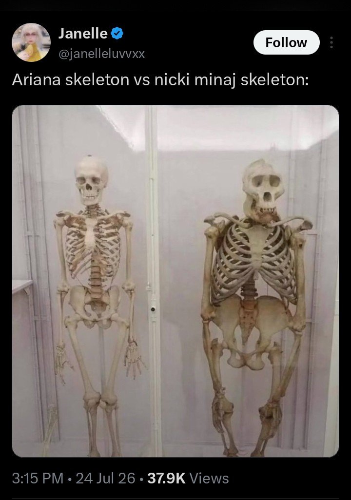TheeQueen069's tweet photo. This is a reminder that Arianators are Racists https://t.co/eJZIg2xsIR
