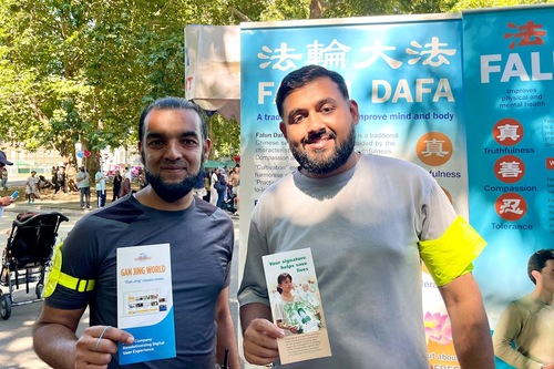 DeutschMinghui's tweet photo. Großbritannien: Besucher der Camden Mela in London sympathisieren mit „Wahrhaftigkeit, Güte und Nachsicht“🌸
https://t.co/ea6gz2f5OU
#Minghui #FalunDafa #FalunGong https://t.co/D7fBCMdHVT