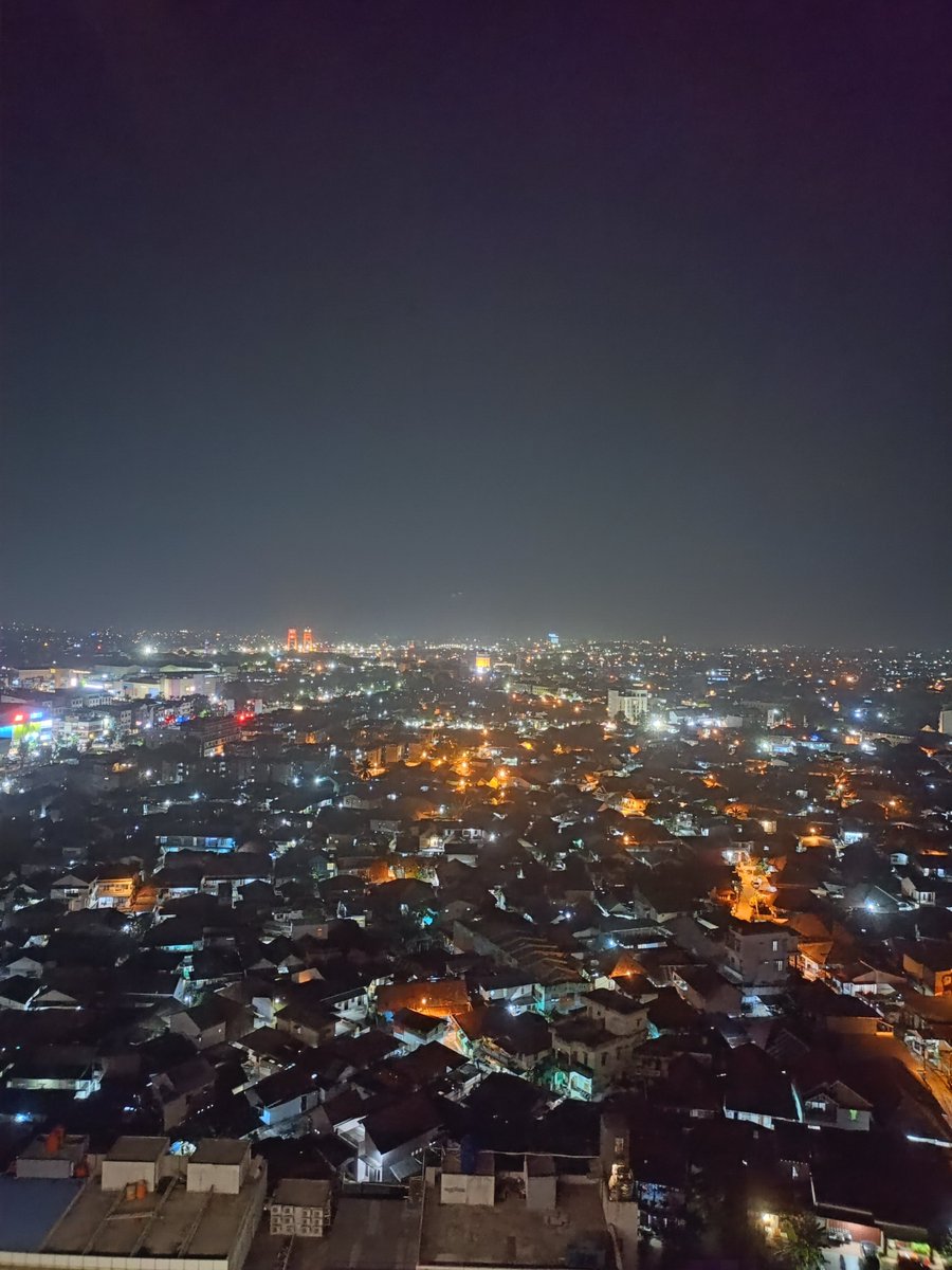 siiapaaaajaa's tweet photo. City light #Palembang #SouthSumatra https://t.co/oFVzieaW3N