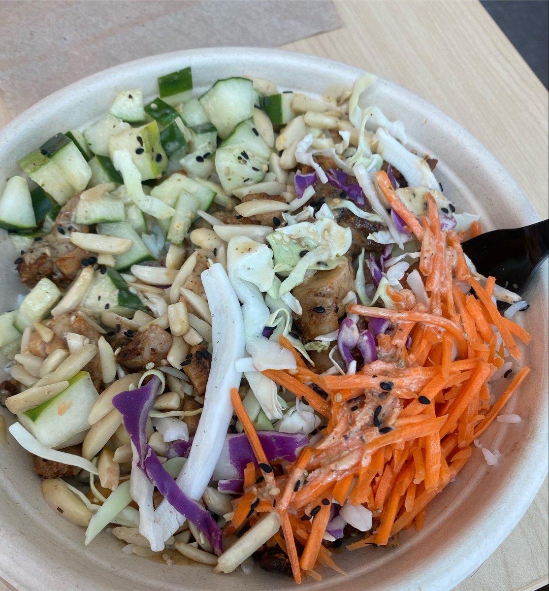 riverlifts's tweet photo. lunch https://t.co/5ZkX8UuYMN