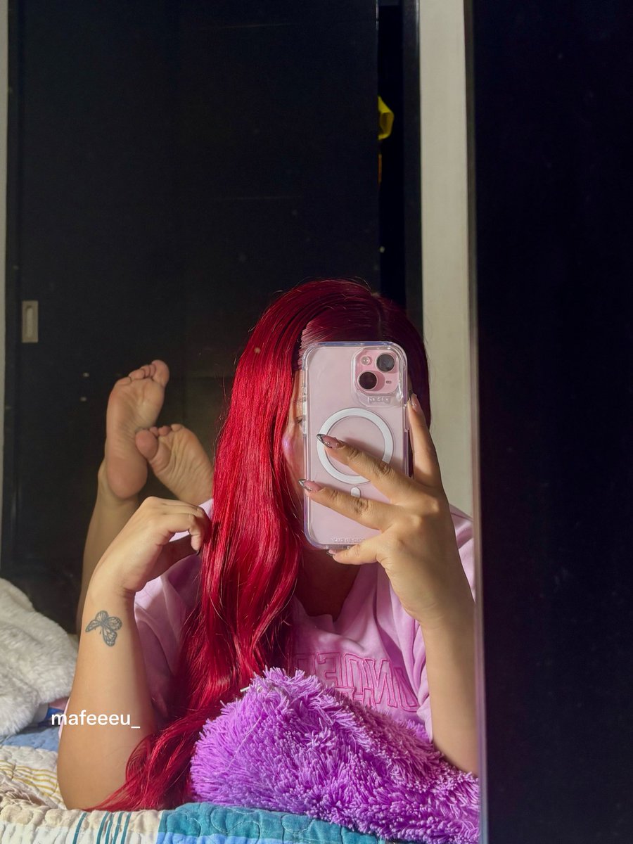 mafeeeu_'s tweet photo. 🎀🩷
.

.

.
#feet #pieslindos https://t.co/1pL9Mbizqb