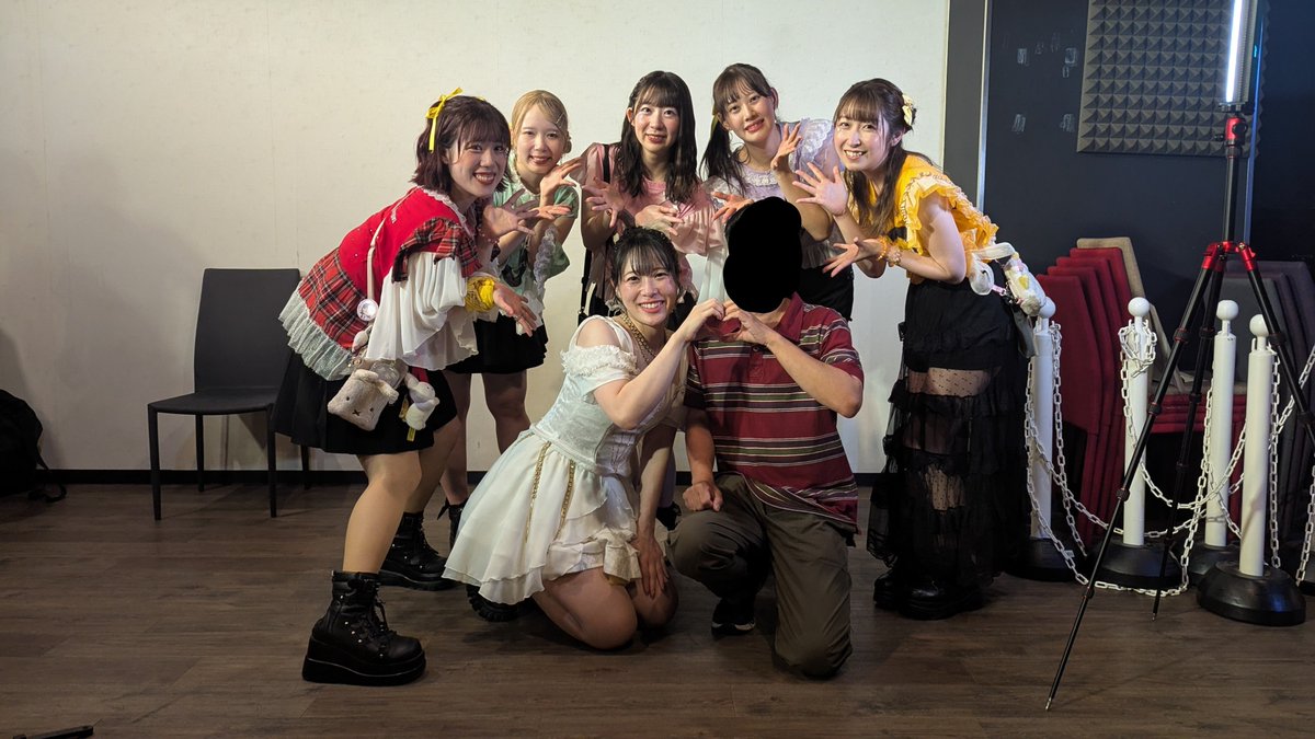 platinumking001's tweet photo. めぐちゃんの卒業ライブ行ってきました🌛
寂しくなるけど、またどこかで会えたらいいな🫶
@Megumi_1418
@ank__mochi
@juri_choco
@Marin0724_stn
#めぐみ
#ばんび
#じゅったん
#真凜
#札幌CANDYS
#CANDYS https://t.co/3GgBpQBLFb