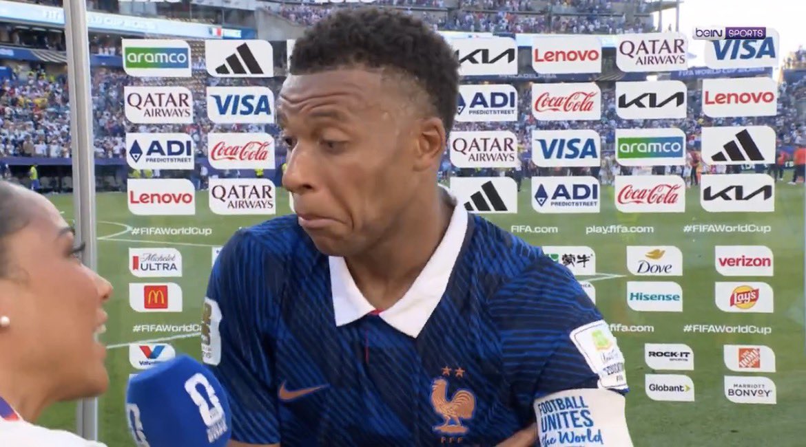 maligodp's tweet photo. Mdrrrr ils sortent tous comme des hyènes vu que sur le rectangle vert c’est plus compliqué https://t.co/JYIvhG22Cg
