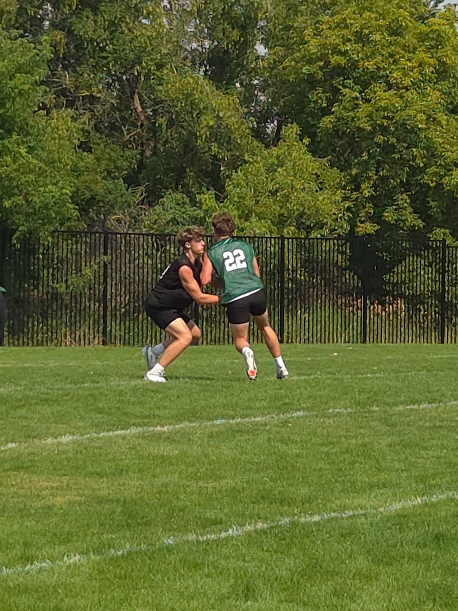 CPMURPH56's tweet photo. Huge thanks to @CoachWesNurse and @NicRoger3 for working with me this morning at the University of Montana’s camp. I greatly expanded my skill set, and I’m more than prepared for the fall. @coachnorton17 https://t.co/hu2dygkWUa