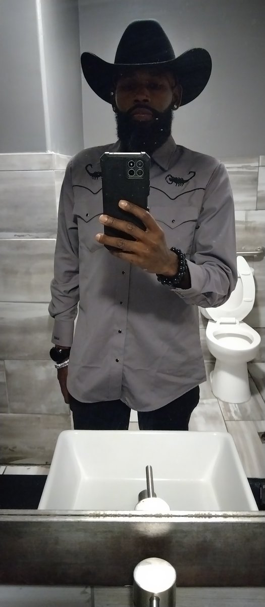 DarnellMayfiel8's tweet photo. https://t.co/bC99W7nYMG