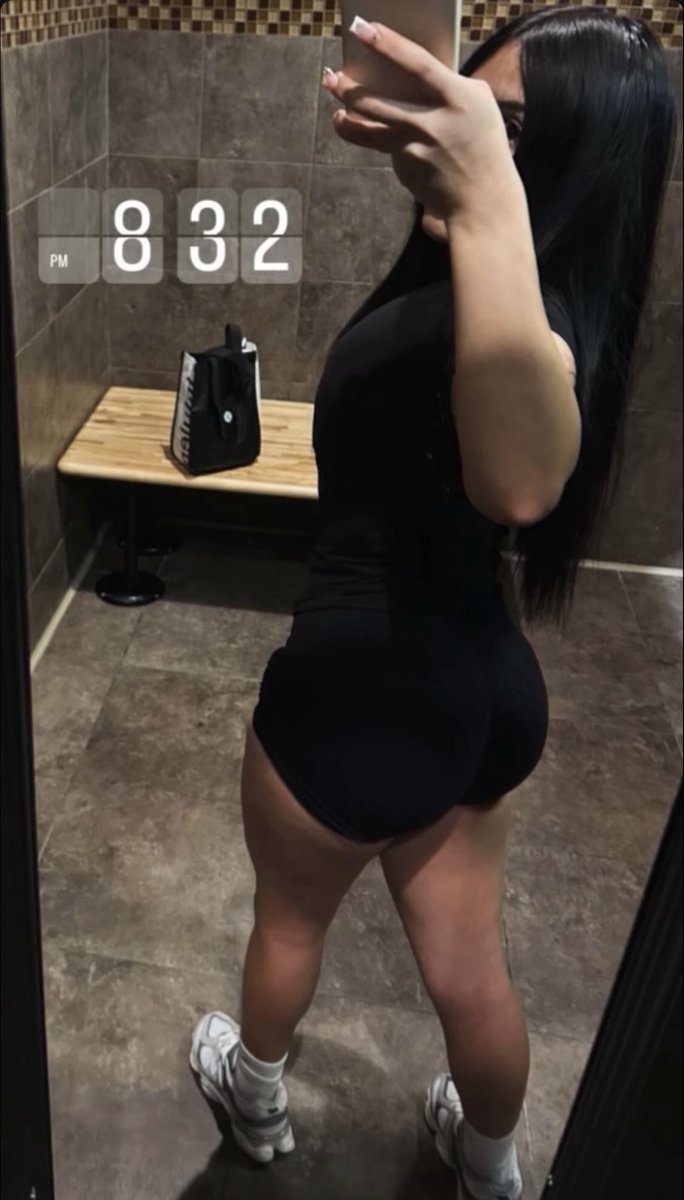 sillyngv's tweet photo. Looking for a bully to cuck me for my thicc nutty Latina gf #nutty #bbc #bnwo #latina #cheatinggf #bwc #bull DMMMMMM ME https://t.co/DjghTxpPaR
