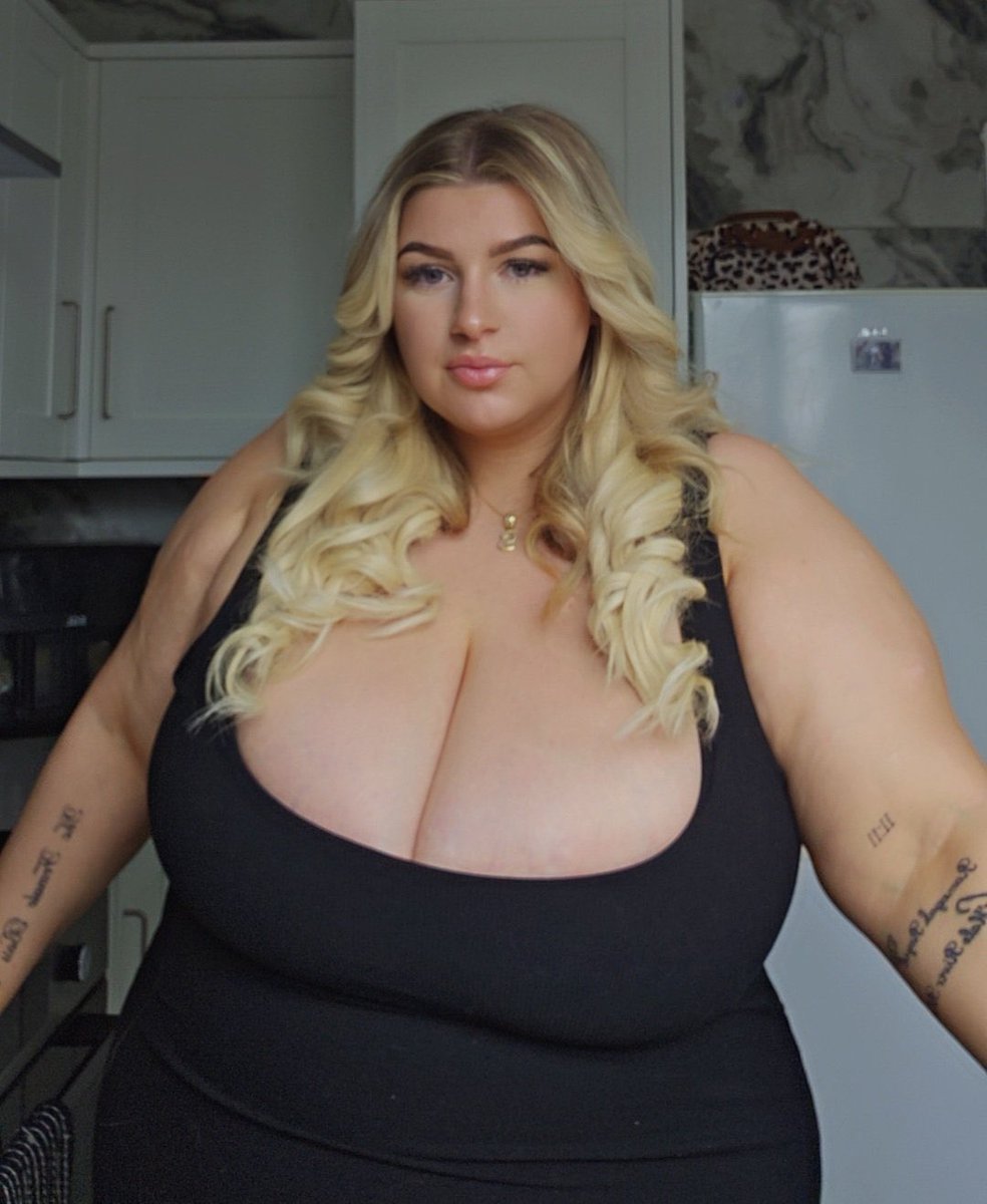ThickksizeHub's tweet photo. Snowbunnyyy12😋 https://t.co/nSTdEDd2hy