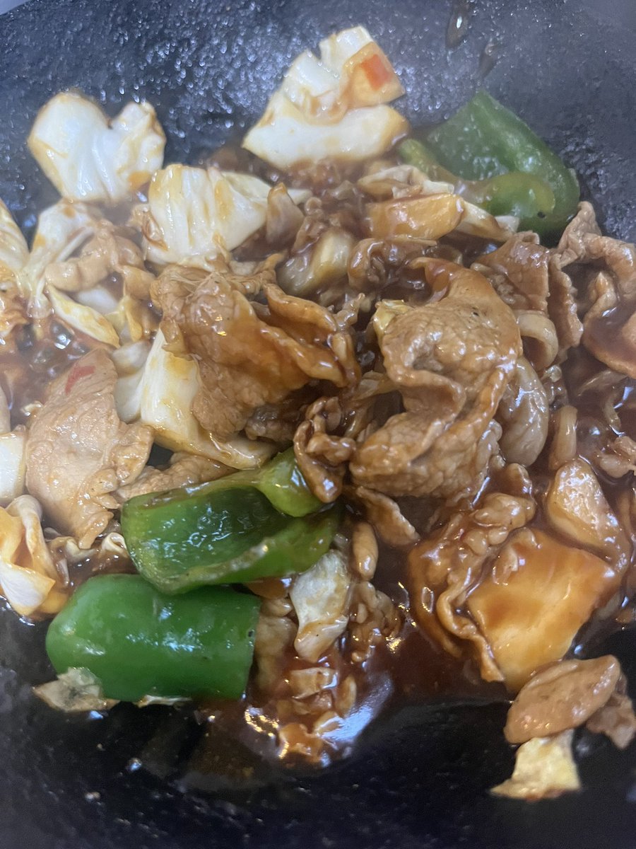 hirokarry1980's tweet photo. 今日のお弁当は
回鍋肉 https://t.co/SkbArvBH9T