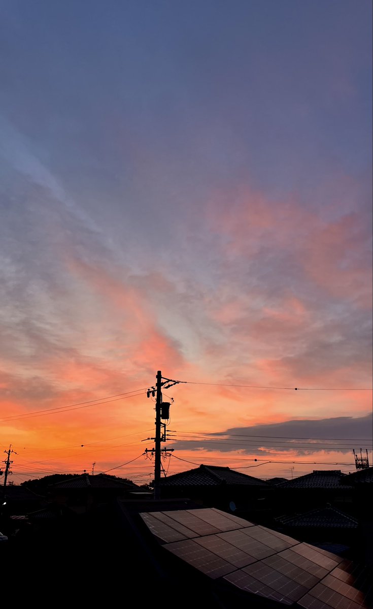 origindeiiyan's tweet photo. おはようございます☕️𓂃 𓈒𓏸

4時45分の空 https://t.co/zdkM9VzB4n