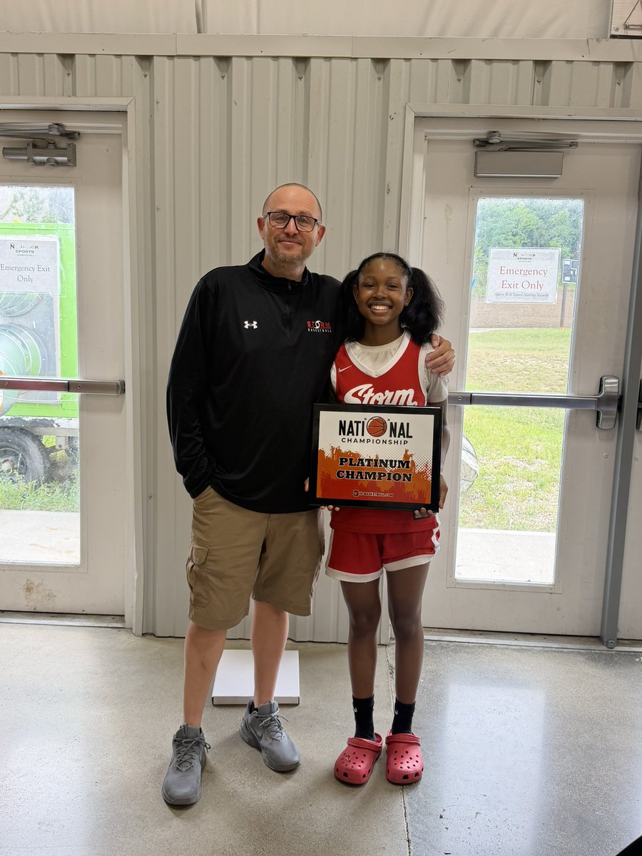 londyn_newton's tweet photo. A good way to end our season is by saying congratulations to my team and I on winning the “The National Championship” tournament. I had a great and fun season. @stormAAU @MichStorm2028 @Heritagegbball https://t.co/SC7fD29vGo