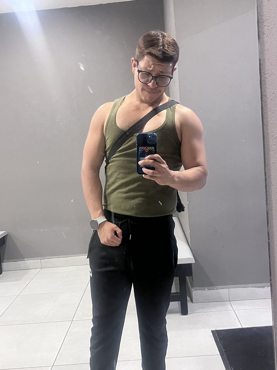 RpdSanti's tweet photo. Se entrenó !!
Domingo vale x2, no? Jajaja https://t.co/vZ7WJXJJEI