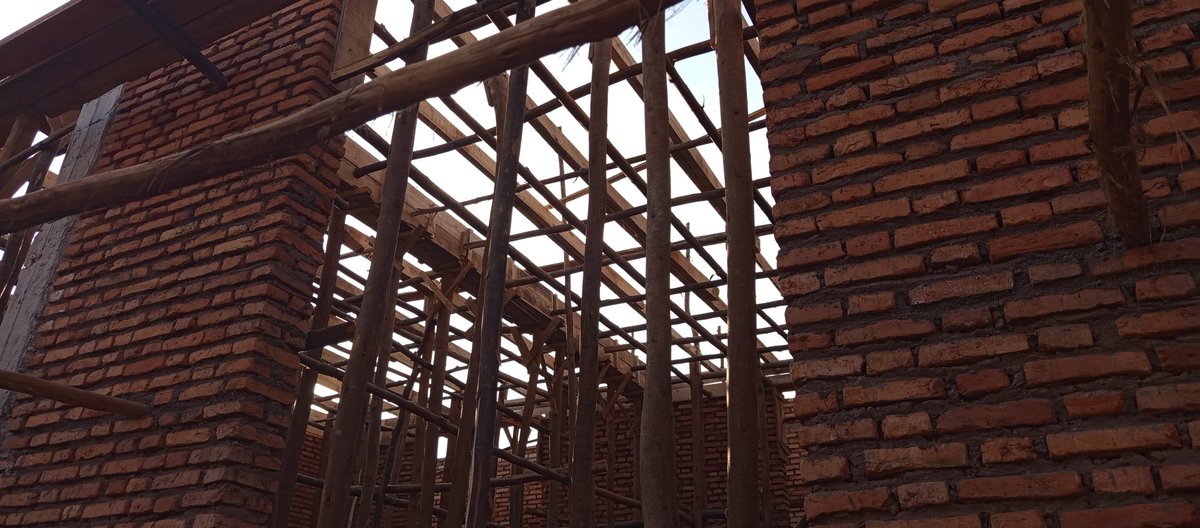 galal__fahd's tweet photo. مركز البصيرة لإعداد وتأهيل الدعيات
احد مراكز 
#جمعية_التعليم_والتنمية
#بوروندي 
والتي تحت الانشاء https://t.co/4WLUpCXyVL