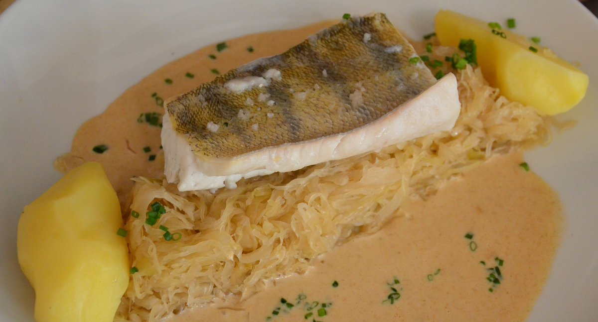 BLE_Lorraine's tweet photo. Filet de sandre à la lorraine

Poisson de nos étangs et de nos rivières aux eaux lentes, le sandre est un carnassier, dont la chair, très fine, comporte peu d’arrêtes.

https://t.co/mTQE3htWFP https://t.co/WKKO4uxWR3