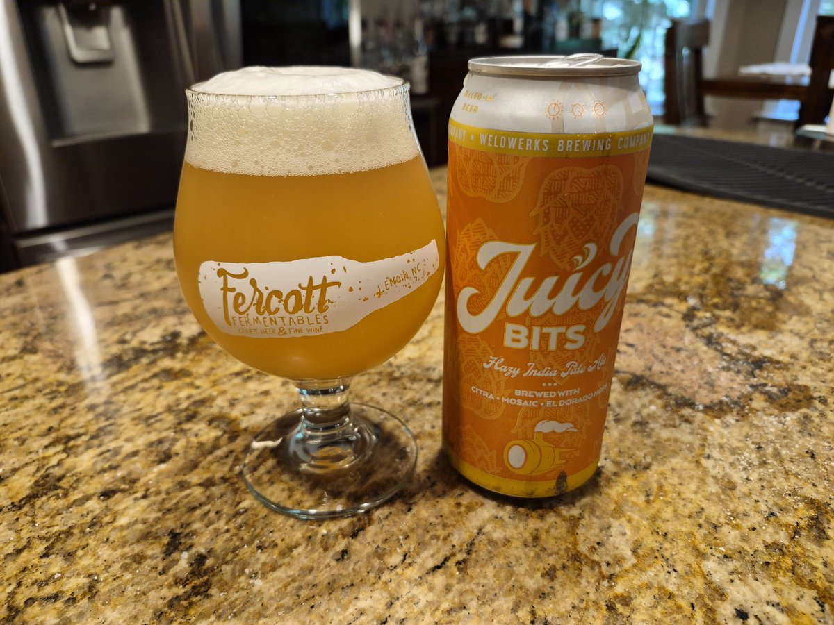 scottvillers's tweet photo. #drinkcheck #cobeer @WeldWerksBrewCo "Juicy Bits" Hazy IPA https://t.co/o1Lq4sB1s5