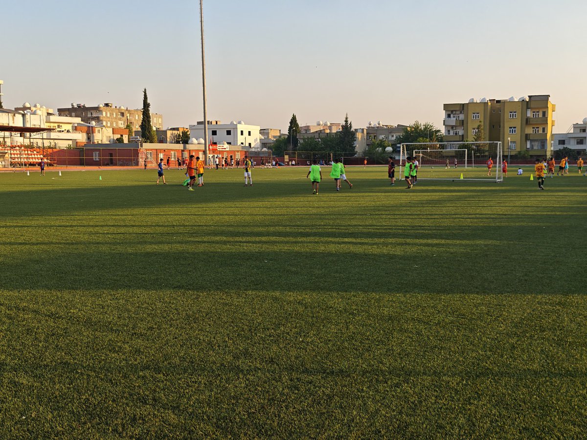 tugvasilopii's tweet photo. Silopi 

Tügva yaz okulları kapsamnında açılan futbol kurslarımız devam ediyor https://t.co/SM7n37HuL4