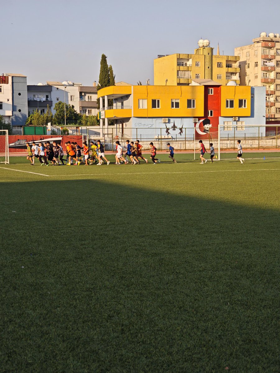 tugvasilopii's tweet photo. Silopi 

Tügva yaz okulları kapsamnında açılan futbol kurslarımız devam ediyor https://t.co/SM7n37HuL4