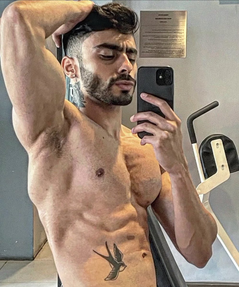 MidnightShouts's tweet photo. 🔥 Creator Spotlight: @findomgod2
Strong physique, serious dedication, and a look that speaks for itself. Go show him some support and check out his content.
🔗 https://t.co/2nBuPTA2Il
https://t.co/bAApn9agOv
📩 Want a shoutout? DM me your best photos. https://t.co/nk4BuZ7S40